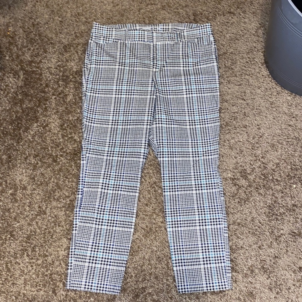Women’s size 14 Old Navy pixie pants